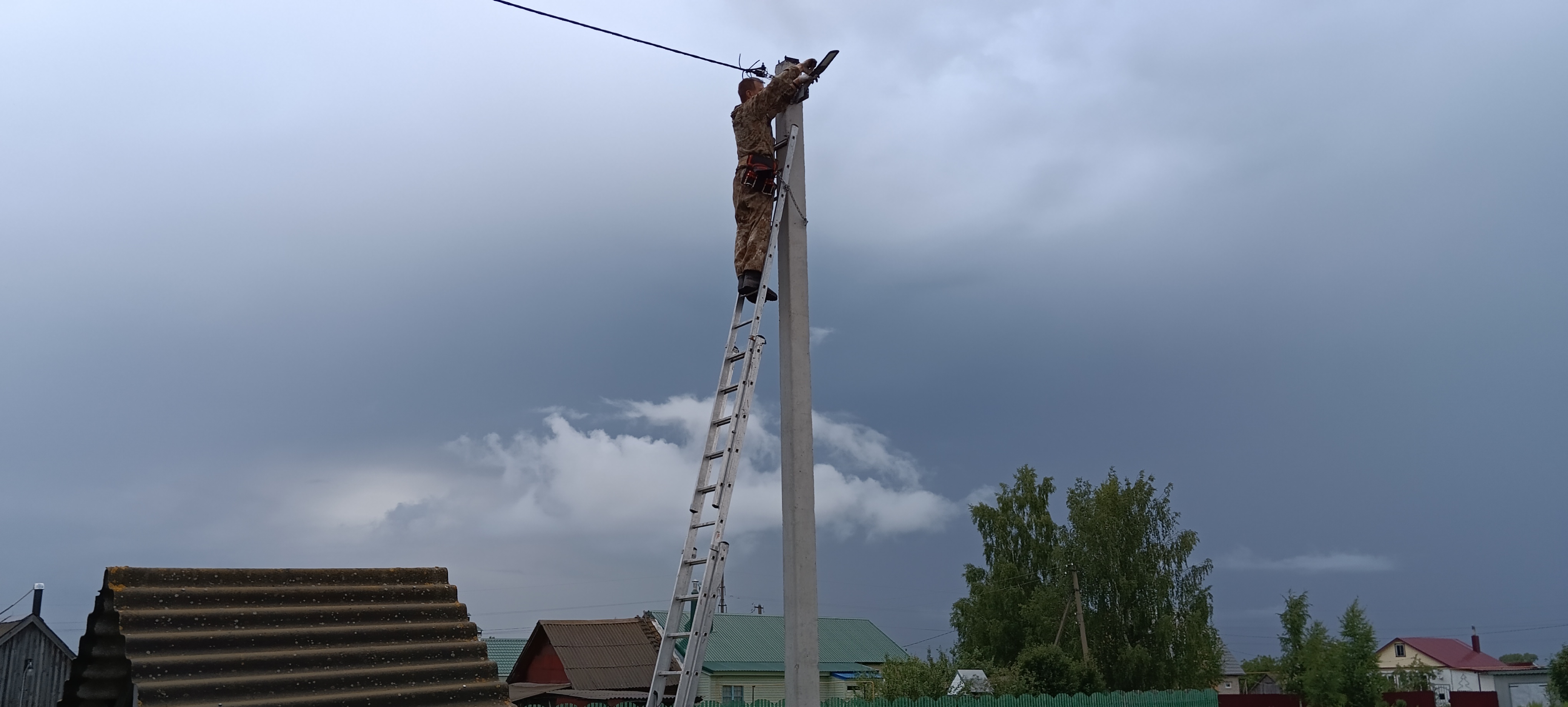 Ремонт уличного освещения.