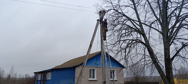 Ремонт уличного освещения.